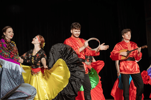 танцевальное шоу в Москве